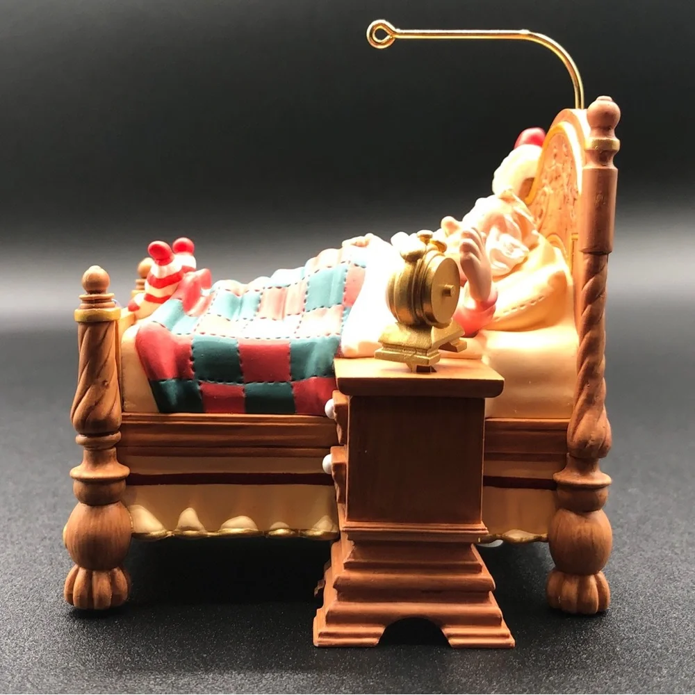 Hallmark Keepsake Ornament 2001 Snoozing Santa Vintage Handcrafted‎ NIB